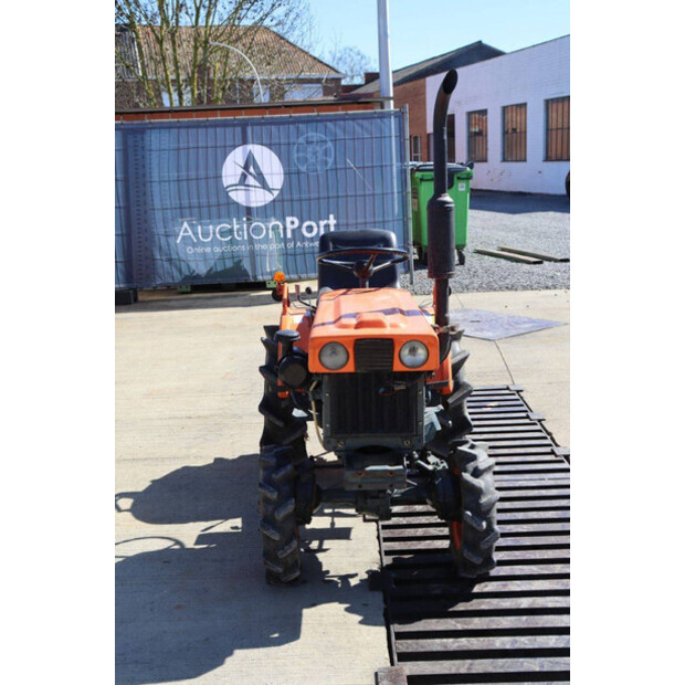 KUBOTA B5000-46702025