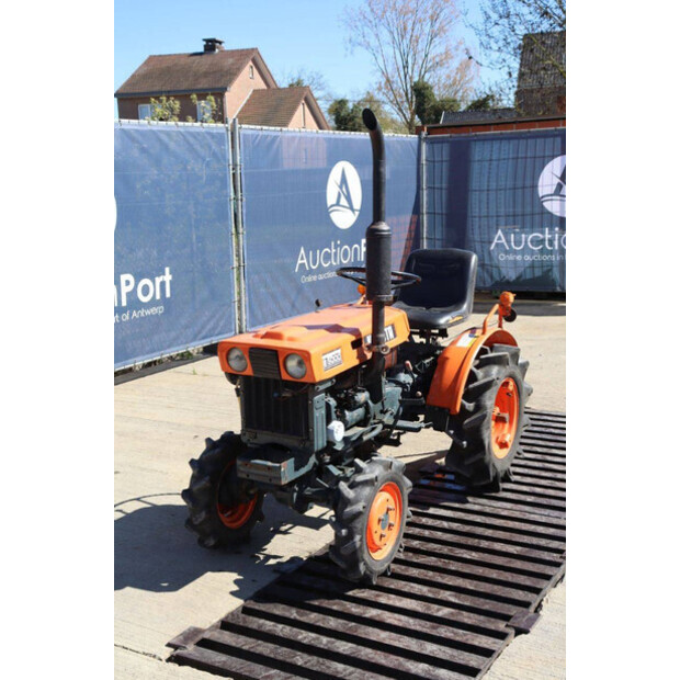 KUBOTA B5000-46702026