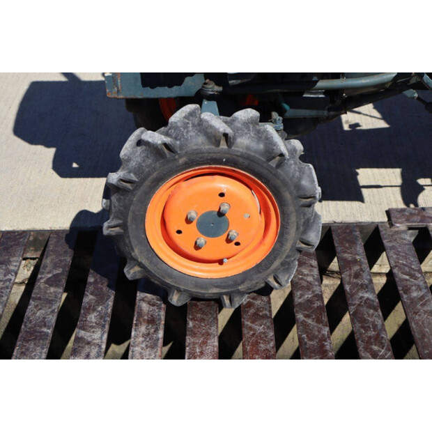 KUBOTA B5000-46702030