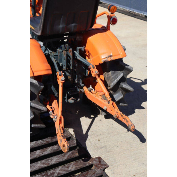 KUBOTA B5000-46702032