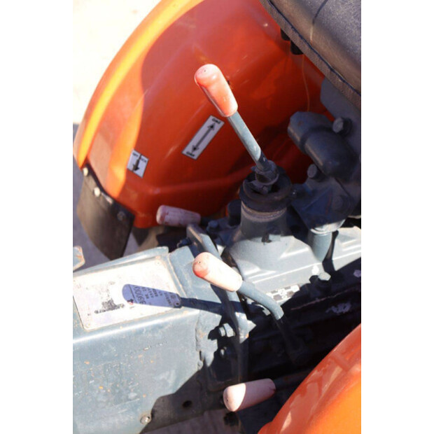 KUBOTA B5000-46702042