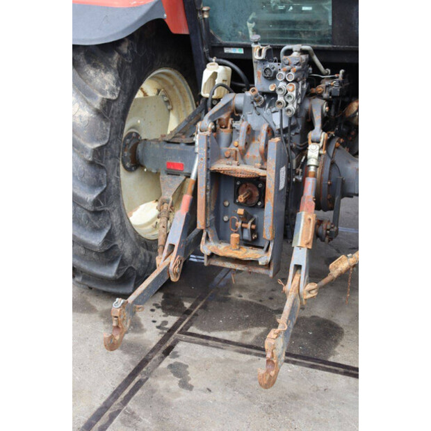 1998 New Holland M100DT-46702284