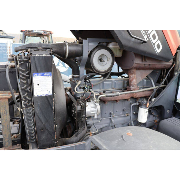 1998 New Holland M100DT-46702287