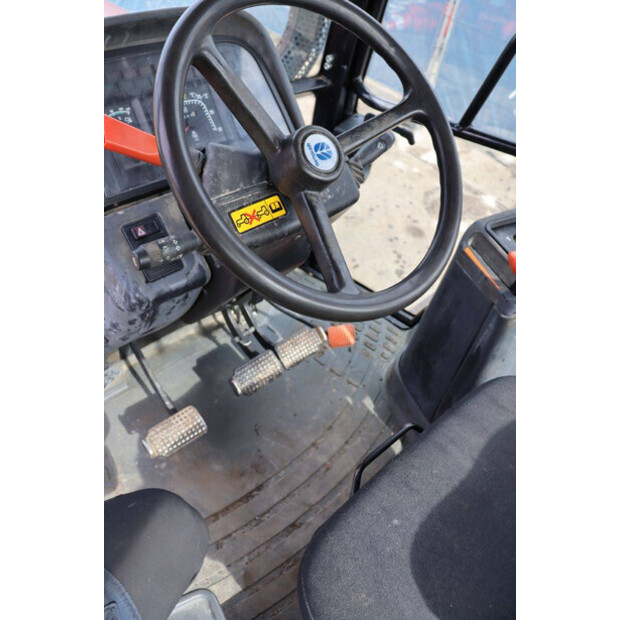 1998 New Holland M100DT-46702292