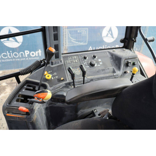 1998 New Holland M100DT-46702295