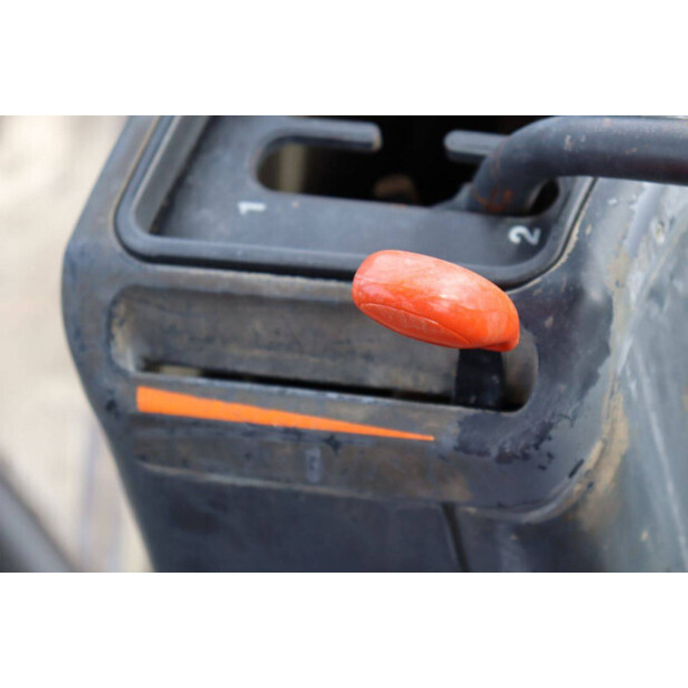 1998 New Holland M100DT-46702296