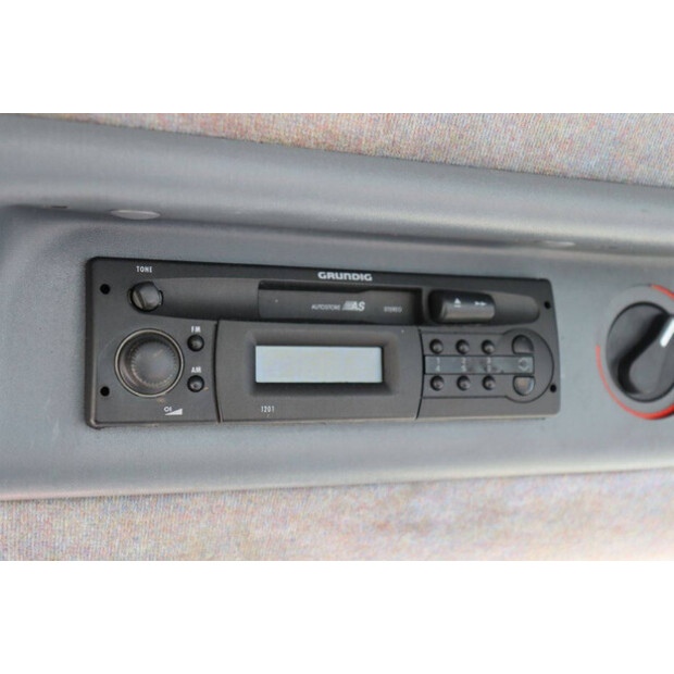 1998 New Holland M100DT-46702307