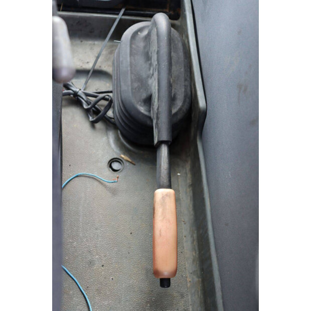 1998 New Holland M100DT-46702318