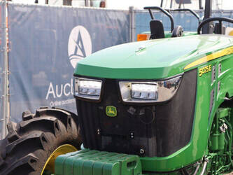 2023-john-deere-5075e-1444202-46702475