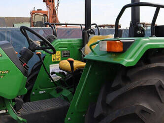 2023-john-deere-5075e-1444202-46702496