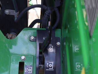 2023-john-deere-5075e-1444202-46702502