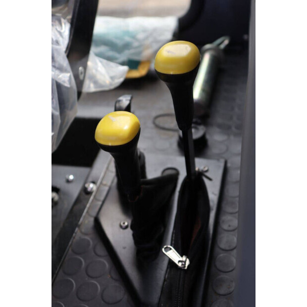 2024 JOHN DEERE 5075E-46702551