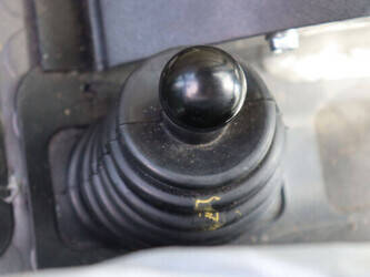 2024-john-deere-5075e-46702555