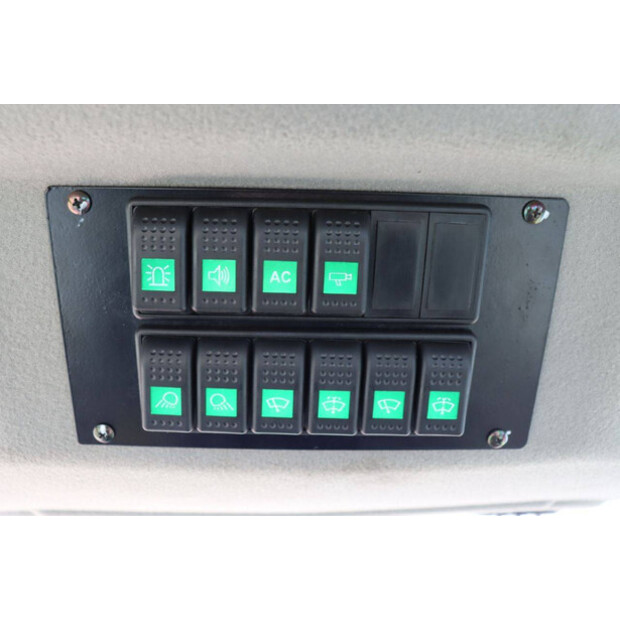 2024 JOHN DEERE 5075E-46702565