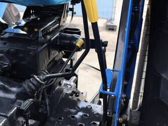 new-holland-tt75-46702601