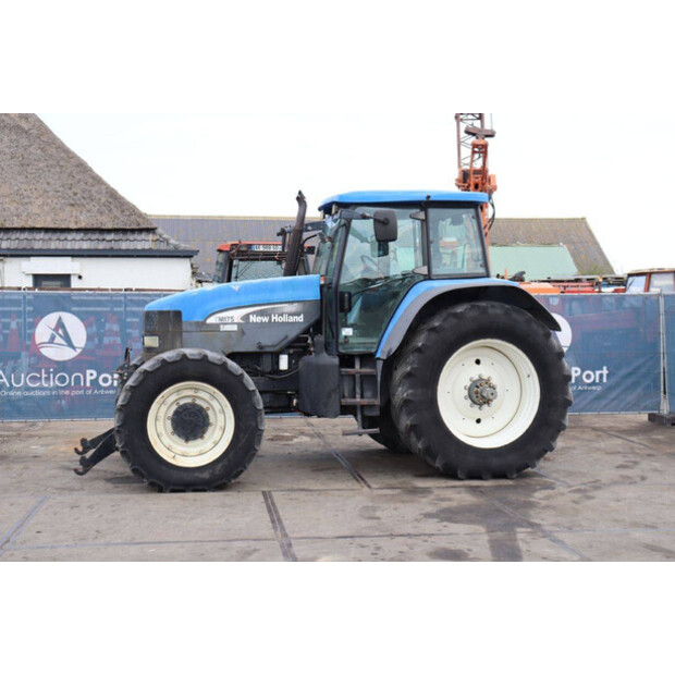 2004 New Holland TM175-46702615