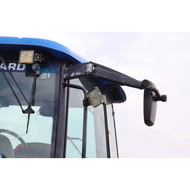 2004 New Holland TM175-46702629