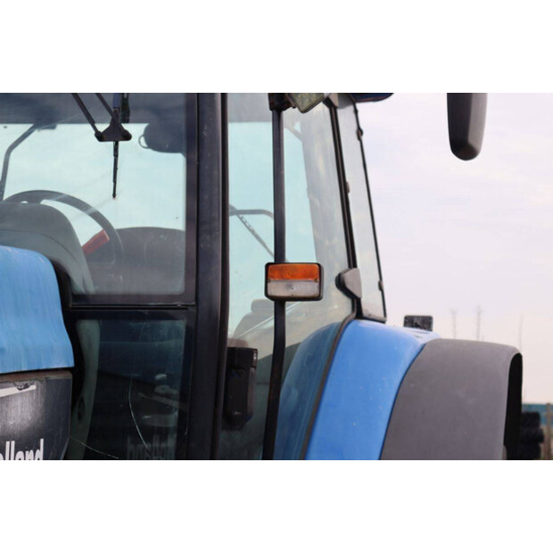 2004 New Holland TM175-46702630