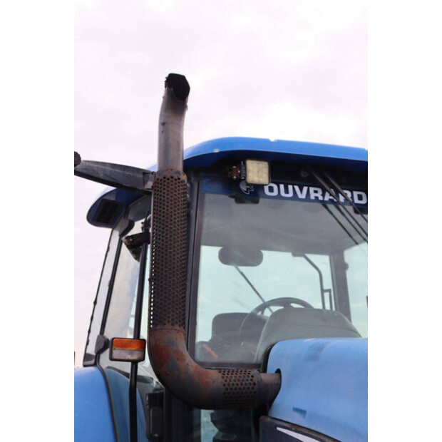 2004 New Holland TM175-46702631