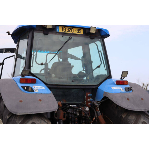 2004 New Holland TM175-46702636