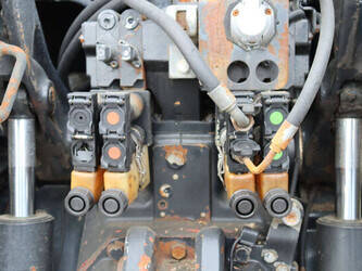 2004-new-holland-tm175-1444205-46702642