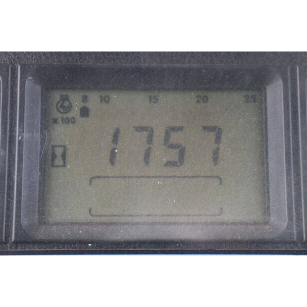 2004 New Holland TM175-46702668