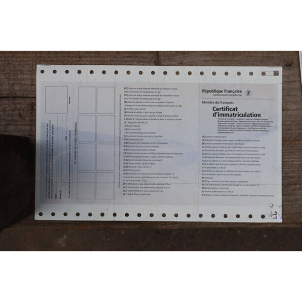 2004 New Holland TM175-46702679