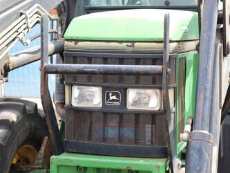 2013-john-deere-6100-46702693