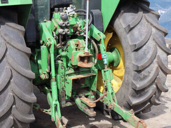 2013-john-deere-6100-46702701