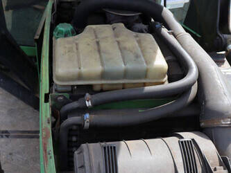 2013-john-deere-6100-46702706