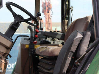 2013-john-deere-6100-46702708