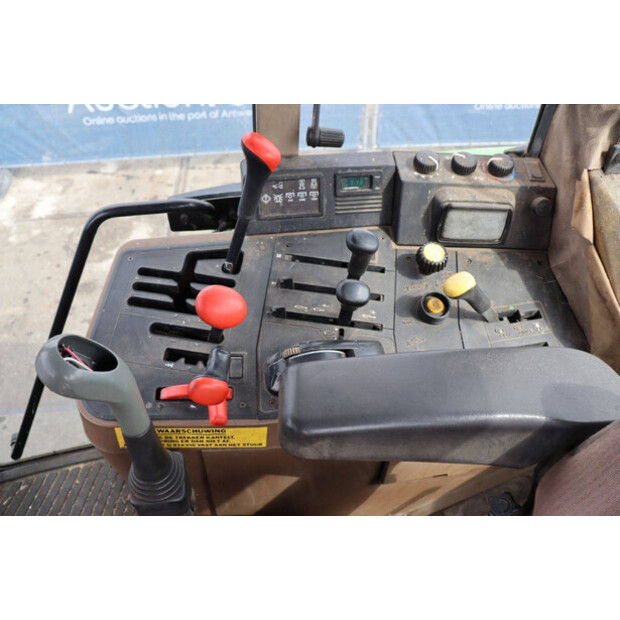 2013 JOHN DEERE 6100-46702712