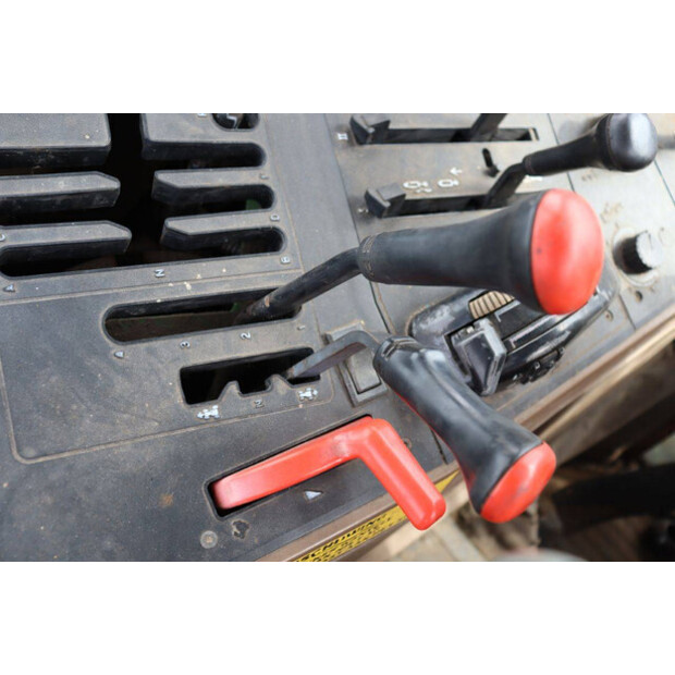 2013 JOHN DEERE 6100-46702715