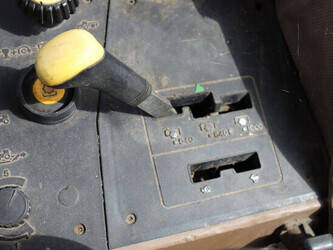 2013-john-deere-6100-46702720