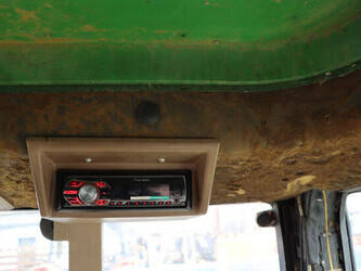 2013-john-deere-6100-46702722