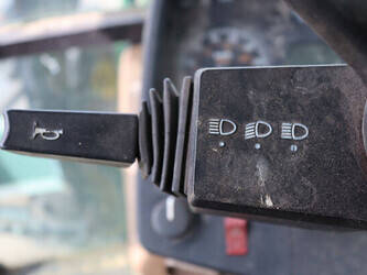 2013-john-deere-6100-46702726