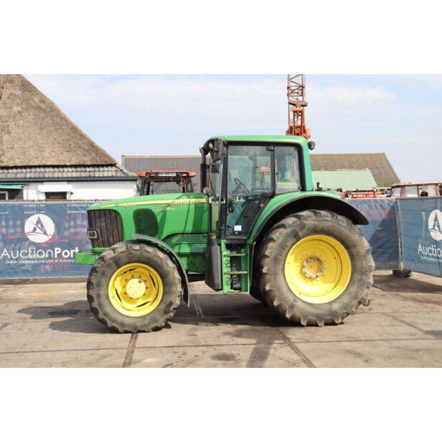 2003 جون دير 6920S-46702731