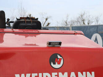 2001-weidemann-4004-46702844