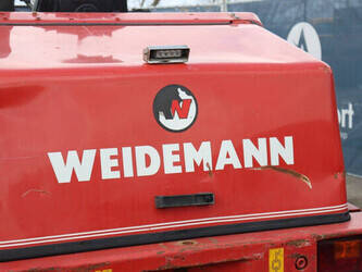 2001-weidemann-4004-46702845