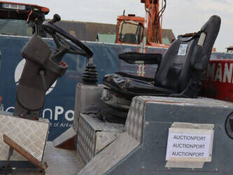 2001-weidemann-4004-46702849