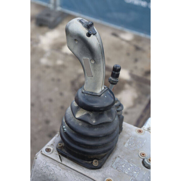 2001 Weidemann 4004-46702855