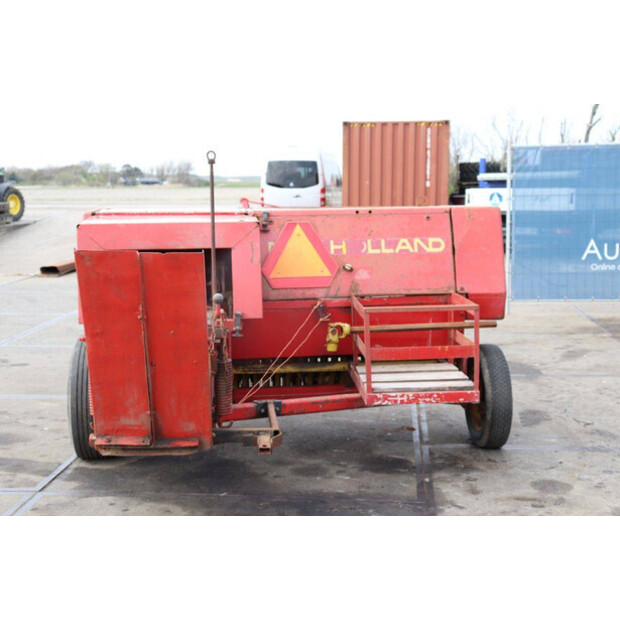 نيو هولاند Super Hayliner 276-46702903