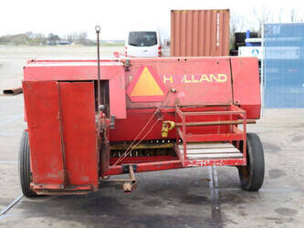 new-holland-super-hayliner-276-46702903