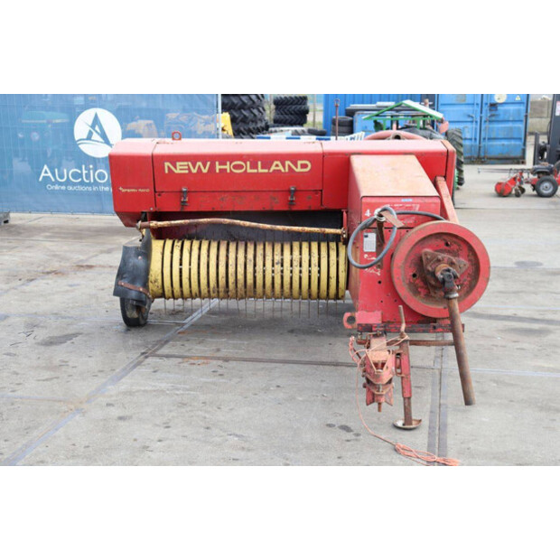 نيو هولاند Super Hayliner 276-46702906