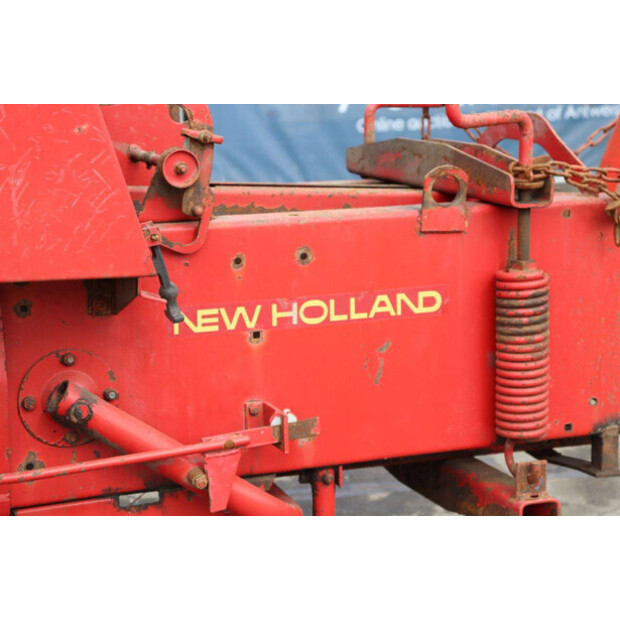 نيو هولاند Super Hayliner 276-46702914