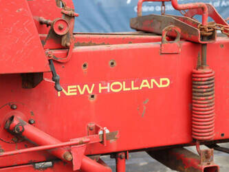 new-holland-super-hayliner-276-46702914