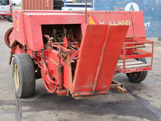 new-holland-super-hayliner-276-46702916