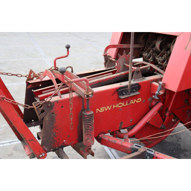 نيو هولاند Super Hayliner 276-46702918