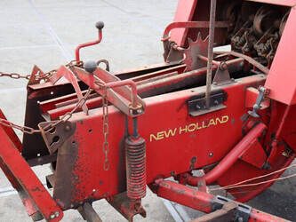 new-holland-super-hayliner-276-46702918