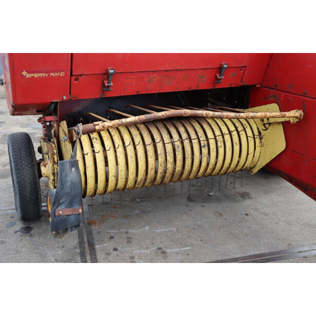 نيو هولاند Super Hayliner 276-46702919